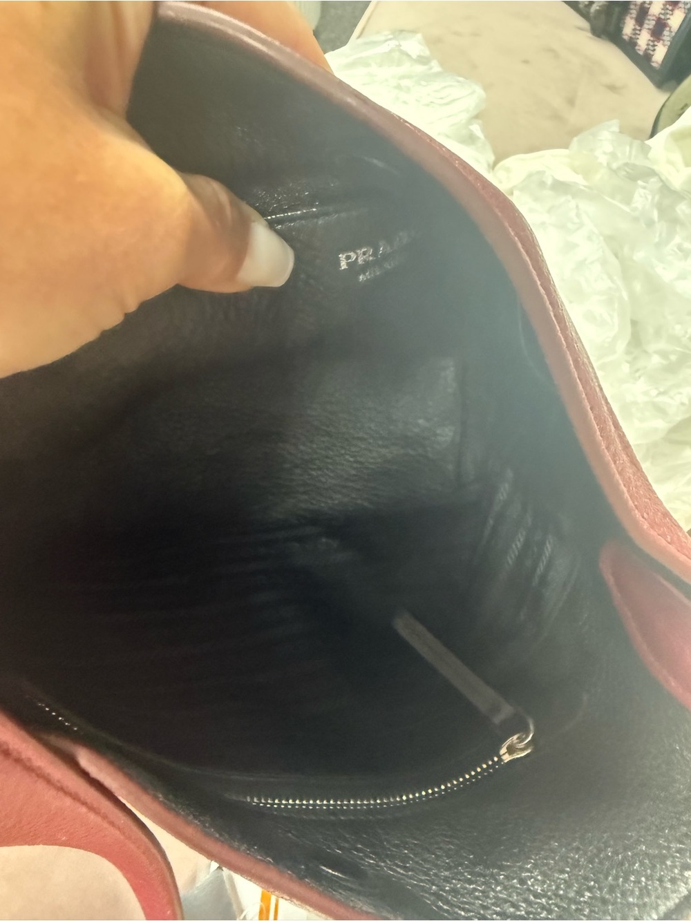 Prada Burgundy Leather Women's Bag - Picture 6 of 9